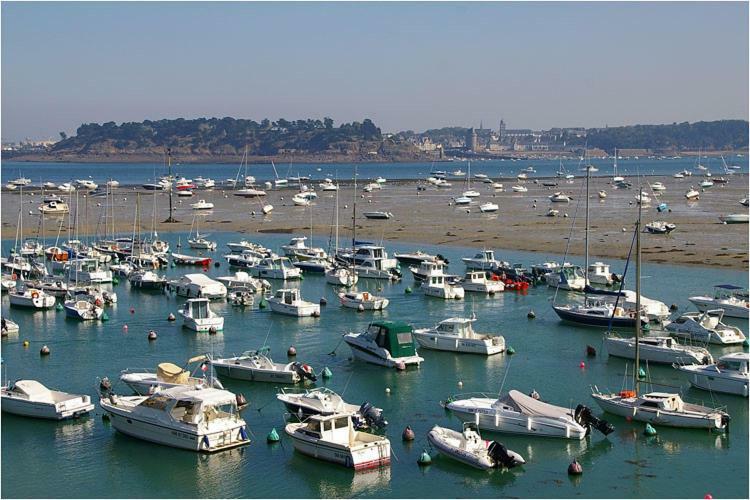 Villa Castelet Dinard Exterior foto